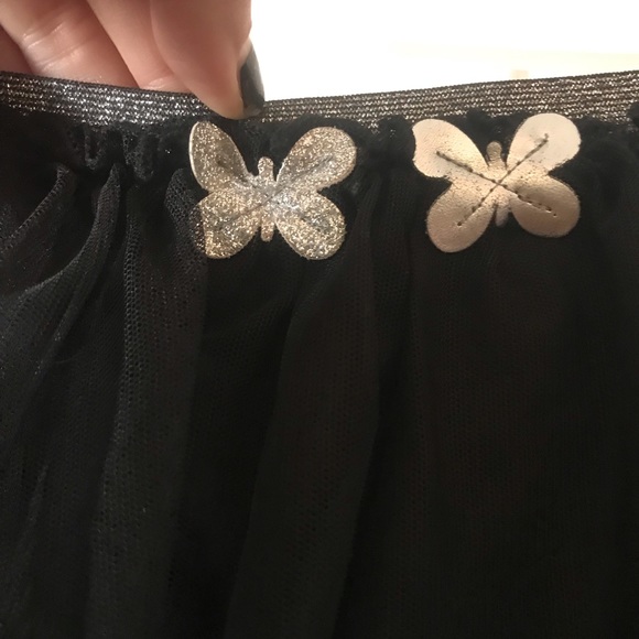 Girls tutu style skirt 🎒 - Picture 2 of 3